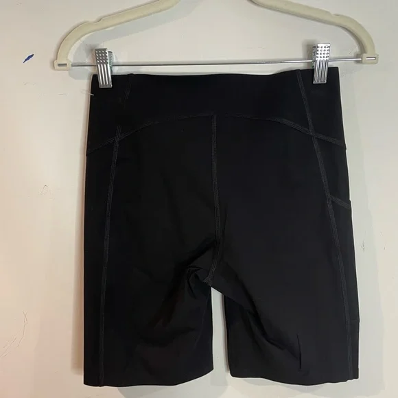 SPANX Every Wear Bike Shorts With Pockets Women's Size Small in Black